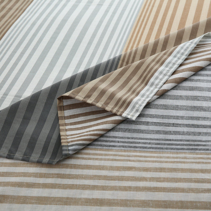 3 Pcs Premium Printed Bedsheet Set - 1263