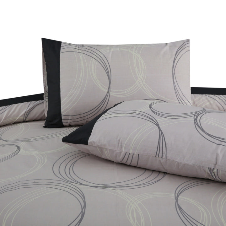 3 Pcs Cuffed Printed Bedsheet Set - 1284